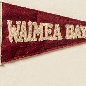 Waimea Bay, Oahu, Hawaii Surf Pennant Print | Vintage Felt Pennant Art | Beach House Decor | Retro Surf Wall Art | Printable Digital Downloa image 4