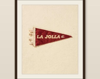 La Jolla, Kalifornien – Surf-Wimpel-Kunstdruck | Vintage-Filzwimpel | Strandhaus-Deko | Retro-Surf-Wandkunst | Druckbarer Download