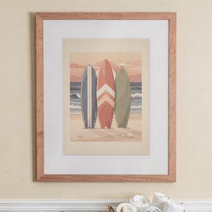 Lámina decorativa infantil con diseño de tabla de surf, enmarcada o sin enmarcar. Póster retro playero para habitación de bebé. imagen 13