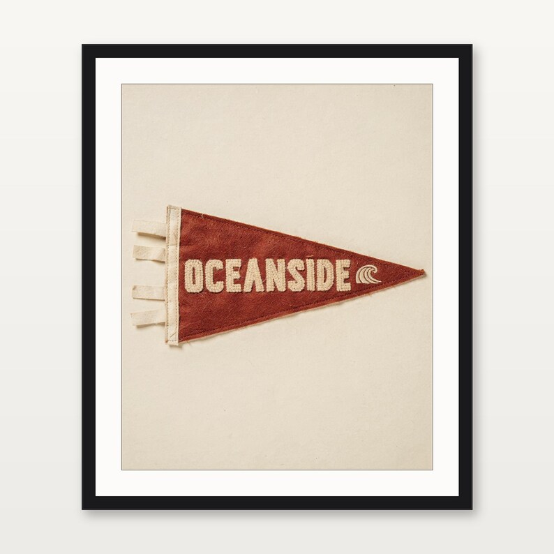 Oceanside, Kaliforniens surfvimpeltryck | Vintage filtvimpelkonst | Strandhusdekor | Retro surfväggkonst | Utskrivbar digital nedladdning bild 3