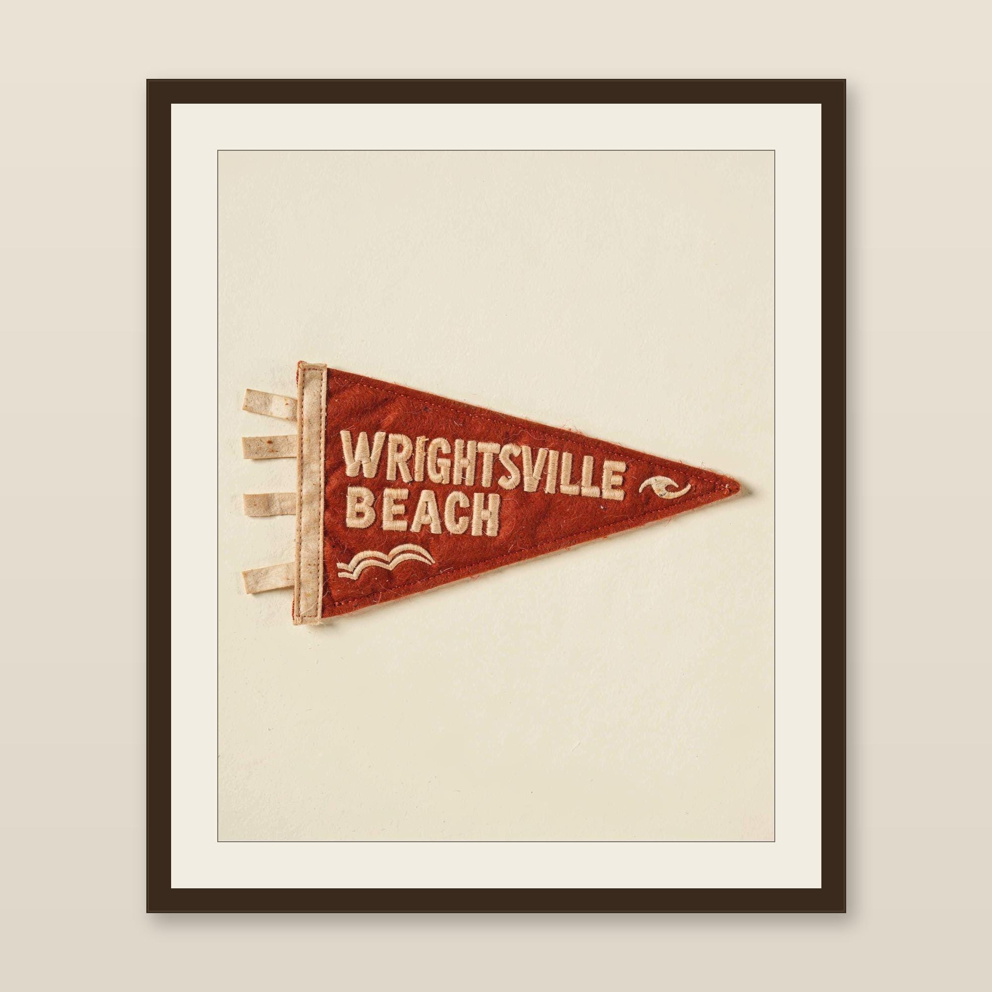 Wrightsville Beach, North Carolina Surf Pennant Print | Vintage Felt Pennant Art | Beach House Decor | Retro Surf Wall Art | Printable Digit