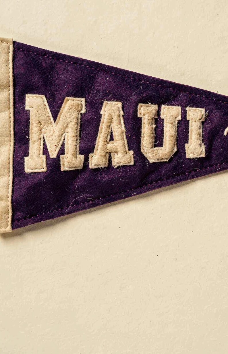 Maui, Hawaii Surf Pennant Print | Vintage Felt Pennant Art | Beach House Decor | Retro Surf Wall Art | Printable Digital Download image 4