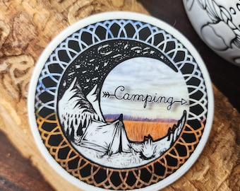 Campingsticker, vinylsticker nachtelijke hemel, ontwerp outdooravontuur, sticker laptop bidon