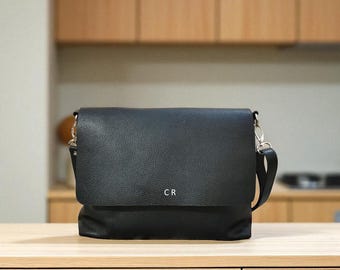 Personalized Leather Crossbody Bag for Women, Soft Leather Shoulder Bag, Handmade Leather Bag, Teacher Bag, Work bag, Perfect Gift for Women