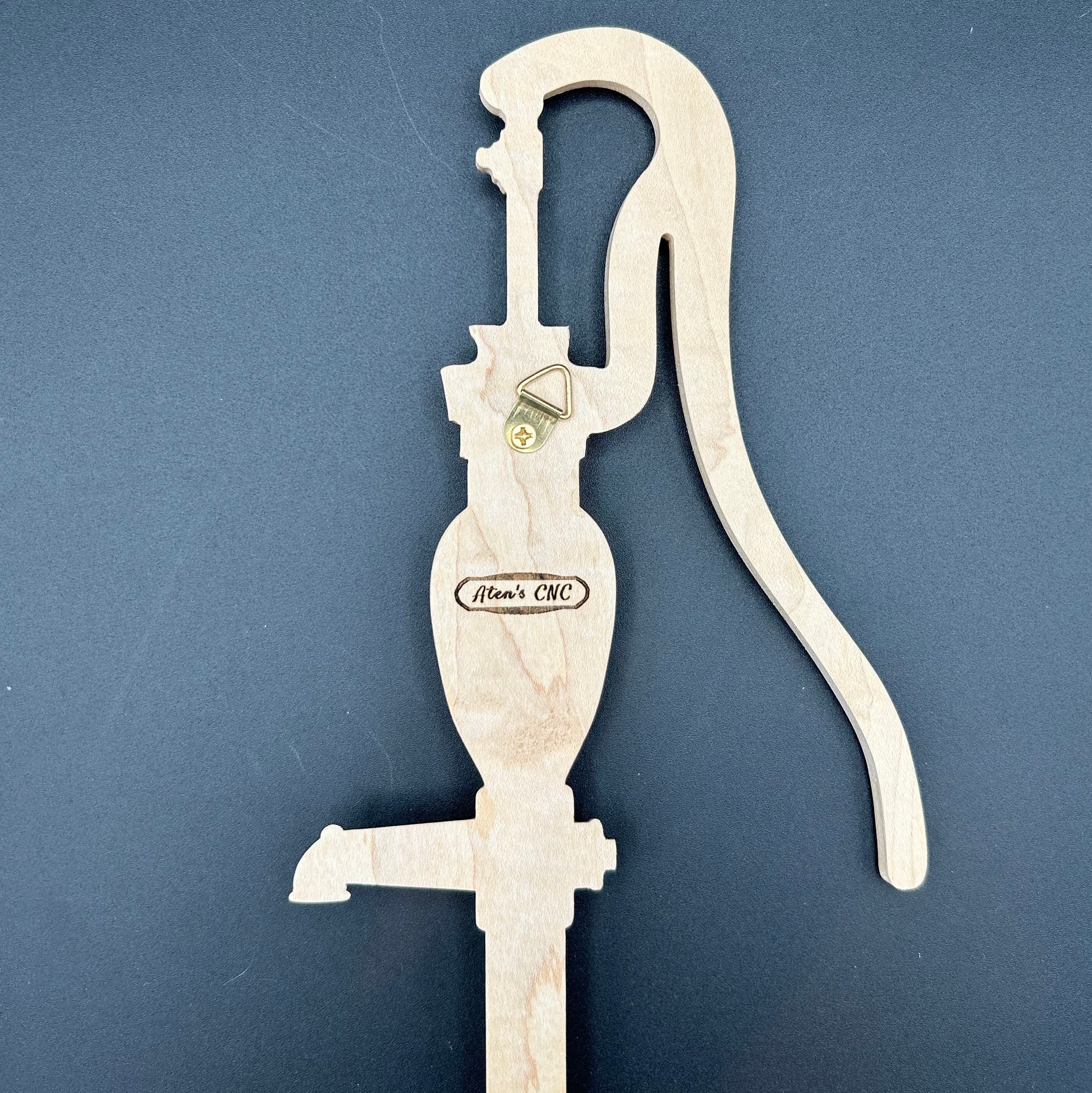 Maple Wood Hand Pump 3D Model - Antique Water Well Decor - Etsy