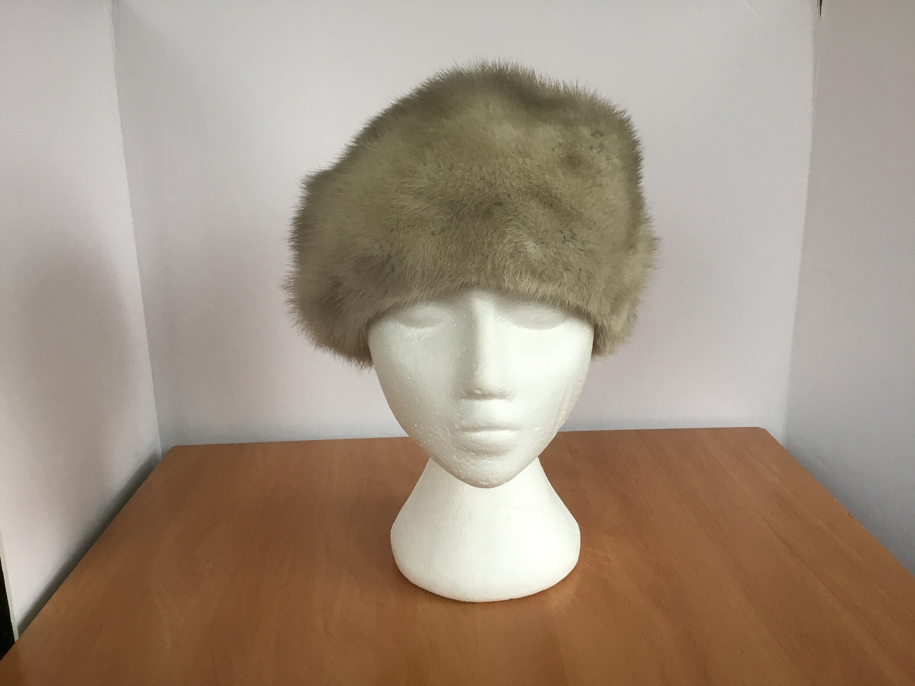Vintage Gray or Silver Mink Fur Hat by Vittorio - Etsy