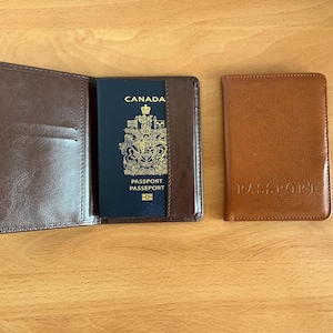 Vintage Set of 2 Passport Wallets Faux Leather Brown