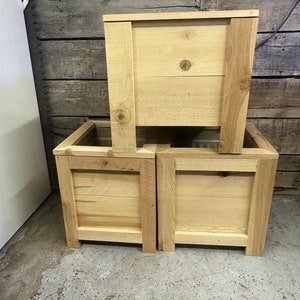 Cedar planter