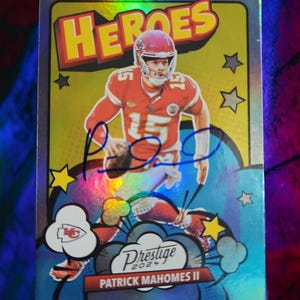 Patrick Mahomes autographed  card