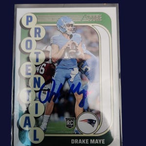 Carte autographiée Drake Maye rc