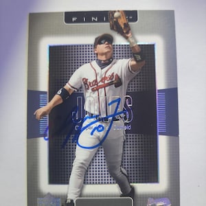 Bella carta autografata da Chipper Jones