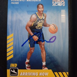 Bennedict mathurin autographed card