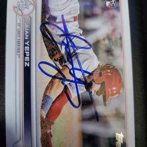 Juan yepez rookie  autographed  card