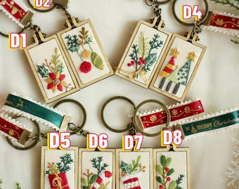 Embroidered Keychain, Hand Embroidered Keychain, 3D Floral Keychain, Special Gifts, Aesthetic Keychain, Christmas Gifts for lady