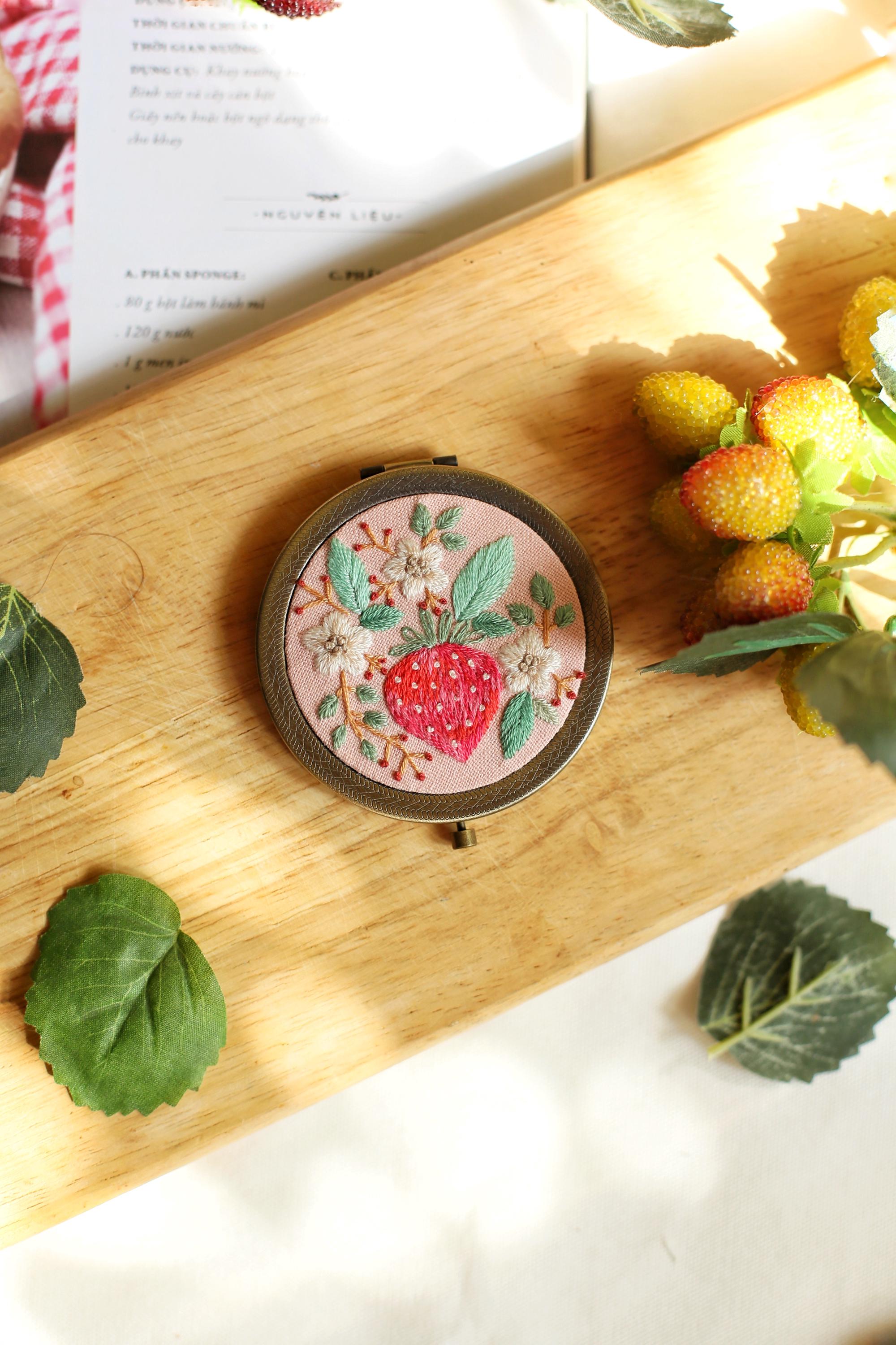 Summer Fruits Hand-Embroidered Pocket Mirror | Compact Mirror | Bridesmaid Gift | Bridal Shower Gift | Birthday Gift | Lady Gift
