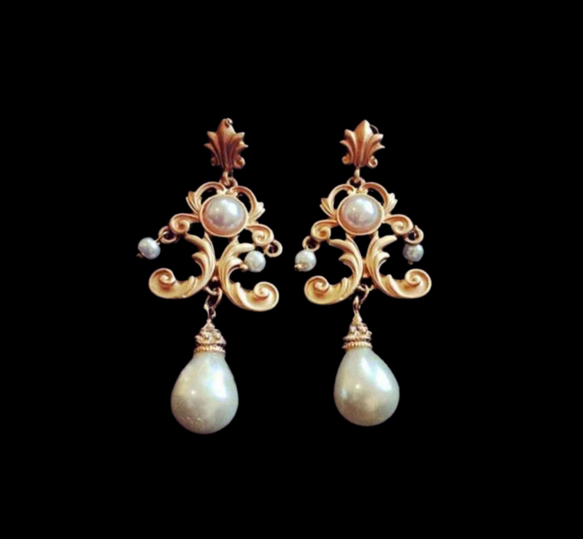 Superbes boucles d'oreilles baroque Vintage perle de culture en TBE