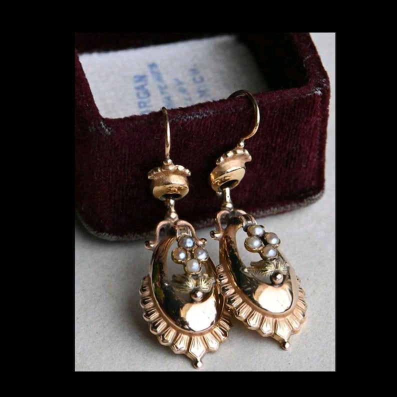 Magníficos pendientes antiguos de oro Art Déco engastados con pequeñas perlas blancas nacaradas imagen 6