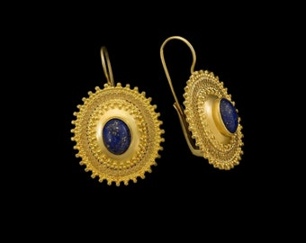 Très belles grandes boucles d'oreilles pendantes esprit bohème antique sertie cabochon pierre naturelle Lapis-lazuli collection