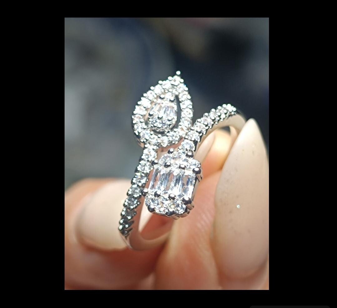 Bague En Argent Massif Sertie De Zircons - Taille 55 - Occasion