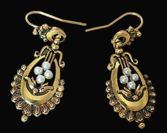 Superb antique Art Deco gold earrings set with small pearly white pearls