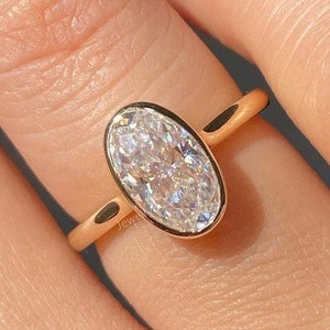 IGI Certified 2.00 Carat Oval Lab Grown Diamond 14K Yellow Gold Engagement Ring