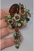 Vintage Style Floral Brooch: Large Glamorous Flower Pin