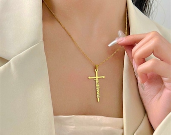 Gioielli con croce delicata in oro 18 carati, gioielli con croce, collana con croce, gioielli cristiani, gioielli religiosi, regalo per il battesimo, regalo con croce di Gesù, Gesù