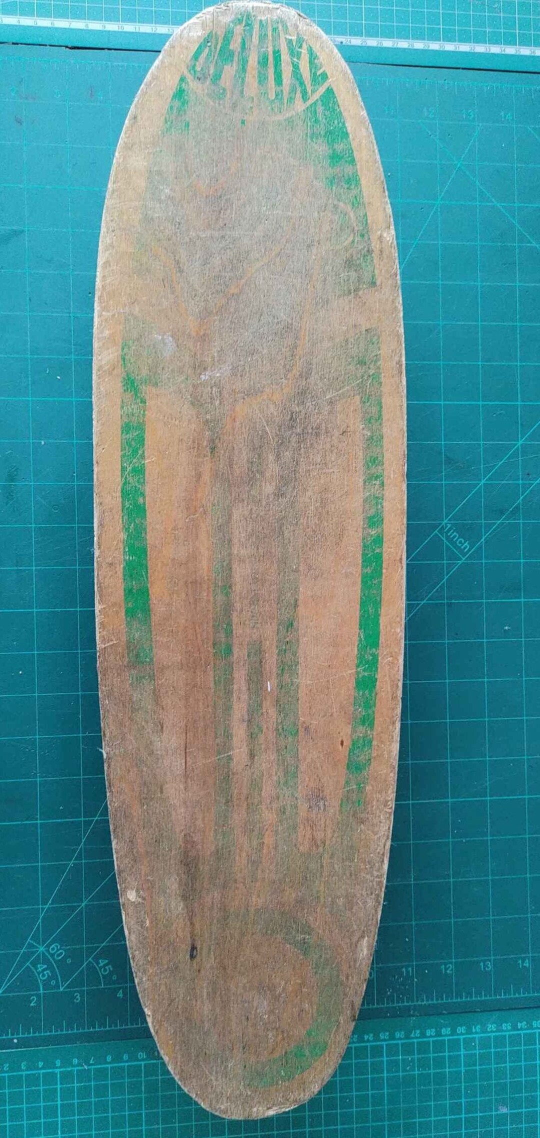 Skateboard Vintage Flyer Surf Board – 1970s – Made In UK – Morris Vulcan – Vert