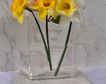 Book Vase for Flowers Aesthetic Room Decor, Artistic and Elegant Durable Acrylic Decorative Vase, Unique Vase for Home/Bedroom/Office(Clear)