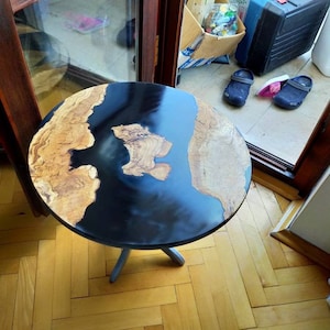 Handcrafted Epoxy Resin Coffee Table Top: Custom Wood River Design