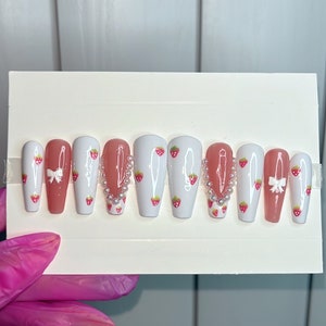 Strawberry Press on nails | Custom | Summer nails | Pink
