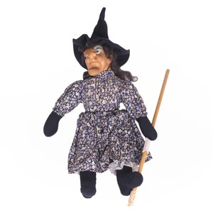 Vintage Witch Figurine, Fortune Teller Collectible, Kitchen Witch Doll, Pagan Witch Decor, Fairy Witch Figurine, Unique Witchy Room Gifts