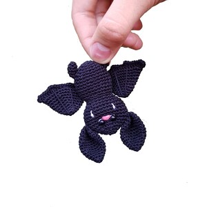 Dracula Bat Halloween Brooch - Crochet Bat pattern - Amigurumi Bat pattern - Cute Bat crochet brooch - Crochet miniature bat pattern - PDF