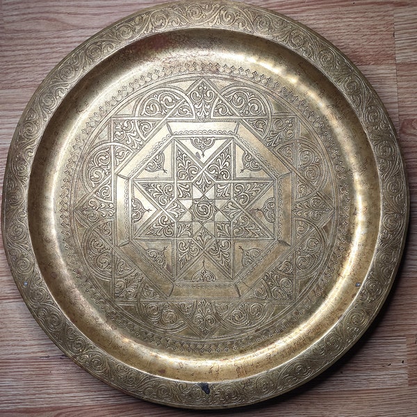 Large vintage Moroccan handmade engraved brass tray