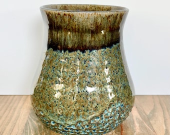 Ceramic vase