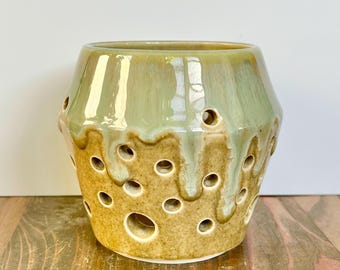 Ceramic luminary candle holder