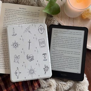 Étui pour Kindle Céleste | Couverture esthétique Kindle Paperwhite pour Kindle | Étui Kindle livresque fantastique | pour liseuse Moon Stars | Étui magnétique pour Kindle