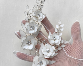 ホワイトフローラルブライダルヘアコーム、クリスタルウェディングヘアピース、シルバーサイドヘッドピース