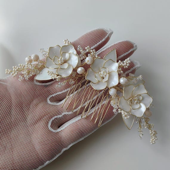 New Elegant Gold and White Floral Handmade Hair Comb Bridal/formal Amazon.com : Flower Wedding Hair Comb for Bride White Flower  main image 3