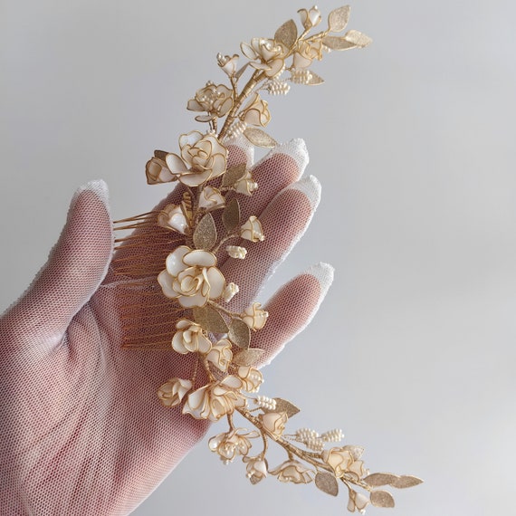 Gold Floral Bridal Hair Comb: Handmade Pearl Wedding  display picture 1