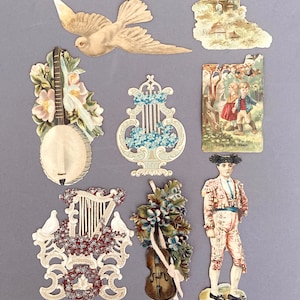 Set di fustellati antichi effimeri. Confezione mista di scarti cromo vittoriani. persone, arpe, uccelli. Effimeri vintage per collezionisti, artigiani, decorazioni.