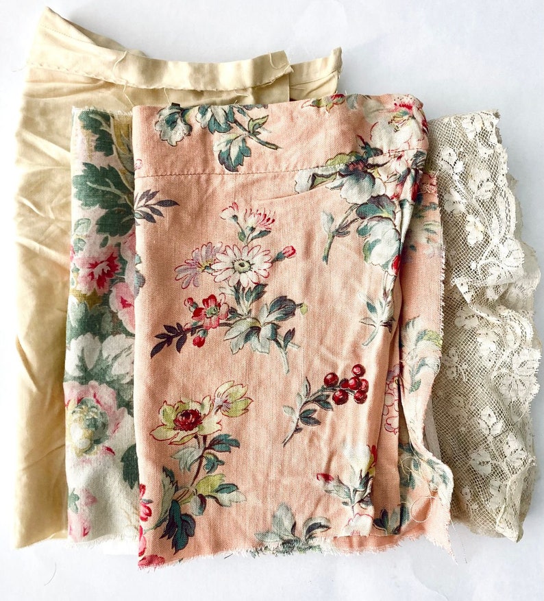 pièces vintage françaises en coton, lin et soie pour l'artisanat. Chutes de textile récupérées. Tissu ancien pour journal indésirable, couture lente image 4