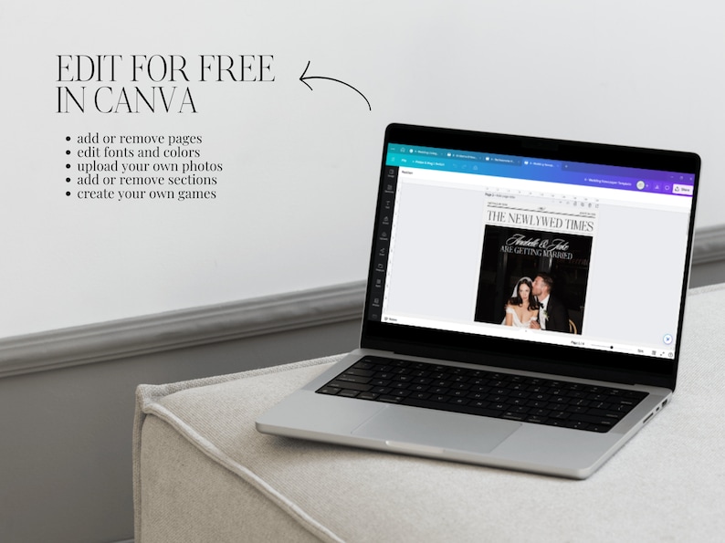 Pu&ograve; includere: Un computer portatile che mostra un modello di annuncio di matrimonio sullo schermo. L'annuncio &egrave; intitolato "The Newlywed Times" e presenta una foto di una coppia in bianco e nero. Il testo dell'annuncio recita "Fredele & Jake are getting married". Il laptop &egrave; su una superficie grigio chiaro.