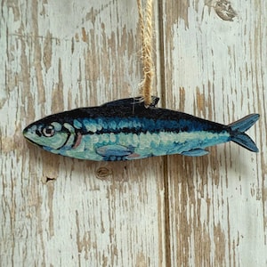 Sustainable Sardine Wooden Hanging Decoration - Gift for Nature Lovers, country home decor, Christmas Tree Decoration, Animal Decoration