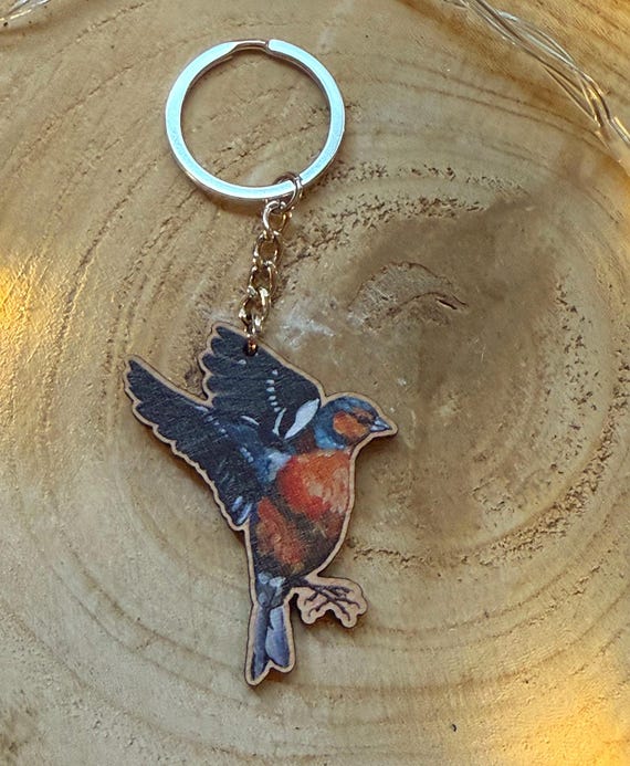 Chaffinch Wooden Keychain, Sustainable Garden Bird Keyring, Gift for Nature Lovers
