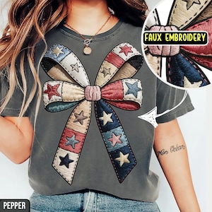 Komfortfarben Kokette 4. Juli Shirt, Amerikanische Flagge Shirt, USA Tshirt, Retro 4. Juli Shirt, Gedenktag Shirt, Faux Stickerei