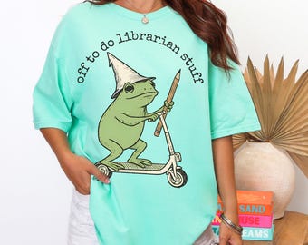 Comfort Colors Cute Librarian Shirt School Librarian T-Shirt Library Teacher Gift Librarian Funny Library Group Back To School Tee