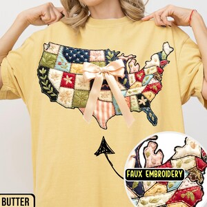 Komfortfarben Kokette 4. Juli Hemd, 1776 USA Karte Hemd, Unabhängigkeitstag Hemden, Vaterländisches Geschenk, Gedenktag Hemden, Kunststickerei
