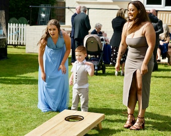 Outdoor Wedding Games Hire – Chip N Golf, Ring Toss, Cornhole