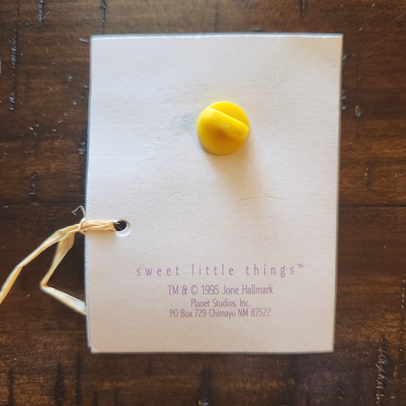 Vintage Hallmark “Sweet Little Things" Pin Back/L… - image 2